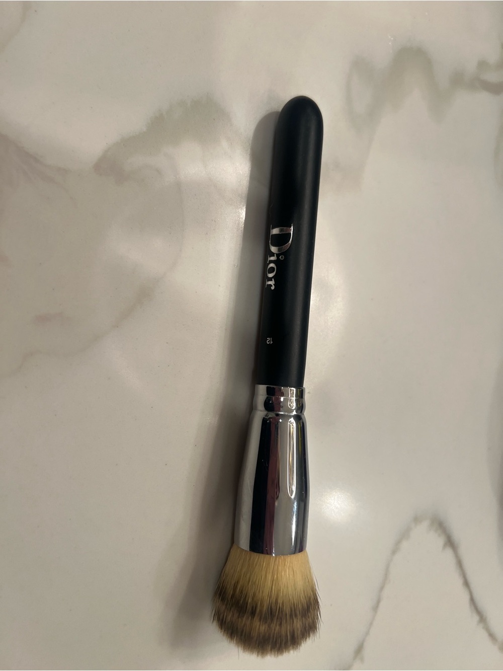 Christian Dior full cover foundation brush. Retail $53 - Picture 5 of 6
